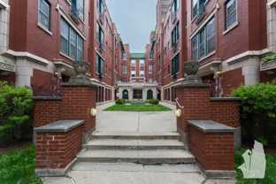 428 W Surf St - Photo 1 of 1