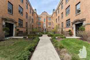 3808 N Sheffield Ave - Photo 1 of 1