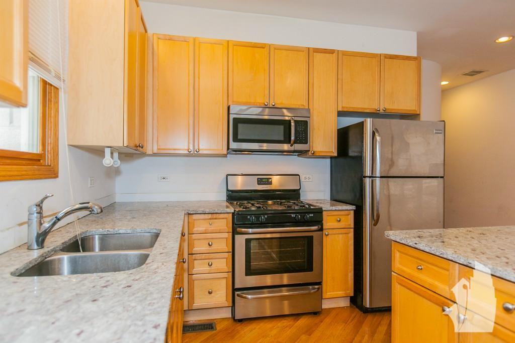 2715 N Wayne Ave #2717-3N - Photo 6 of 14