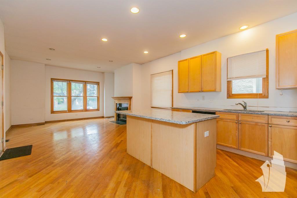 2715 N Wayne Ave #2717-3N - Photo 7 of 14