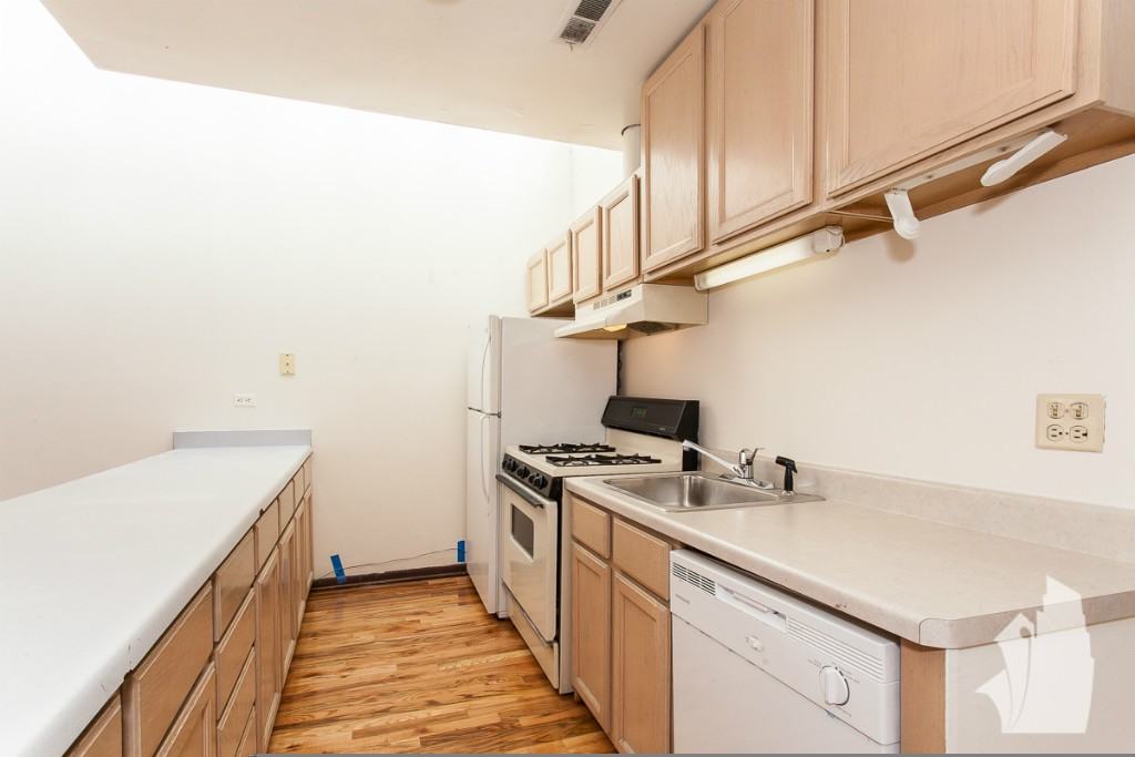 2519 N Lincoln Ave #2521B3 - Photo 4 of 13