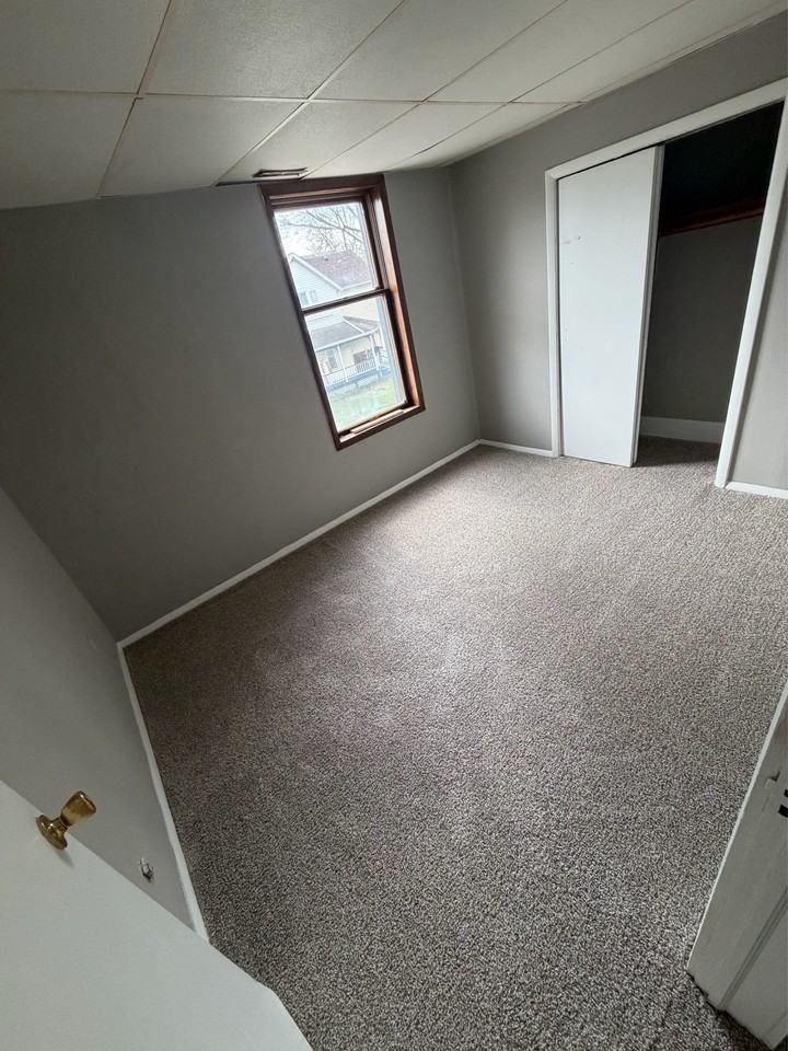 3019 Broadway #1 - Photo 2 of 5