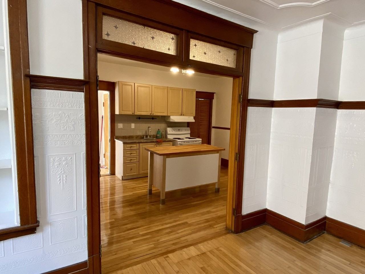 3330 Rue De Verdun - Photo 2 of 11