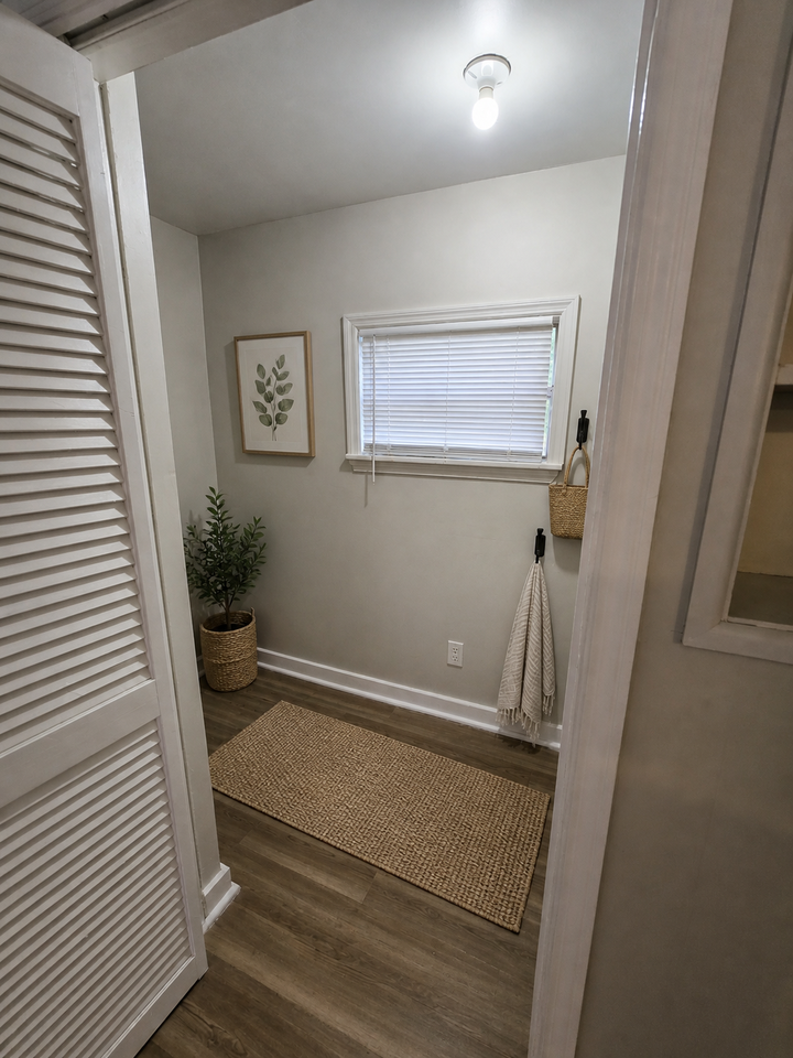 2367 Danbury Dr #1 - Photo 4 of 20