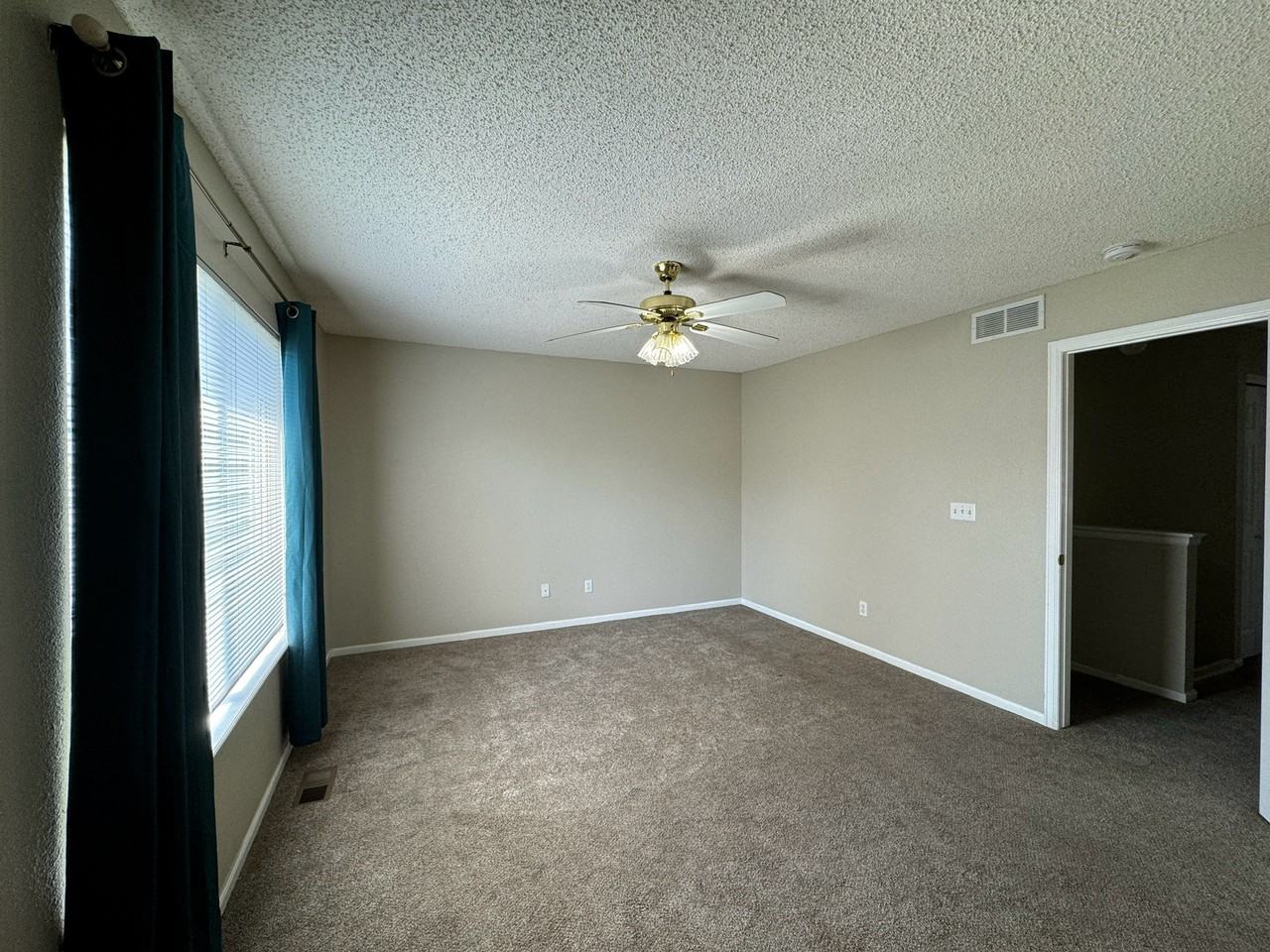 5243 S Jericho St #1 - Photo 4 of 14