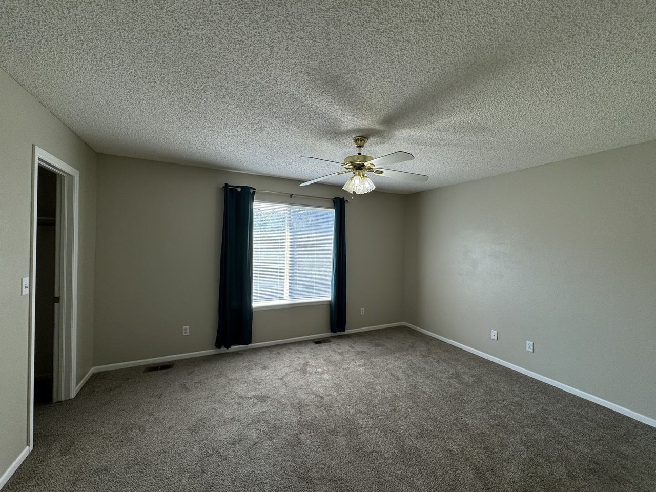 5243 S Jericho St #1 - Photo 5 of 14