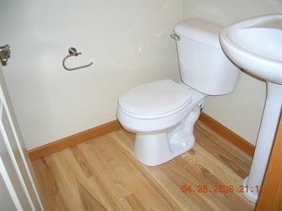 5006 11th Ave NE Unit A Seattle WA 98105 LCG (C) - Photo 5 of 16