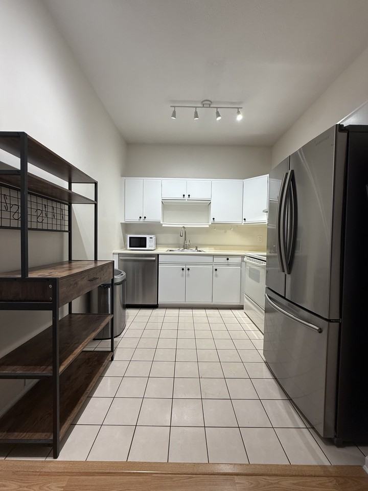 71 Princeton St #1 - Photo 2 of 11