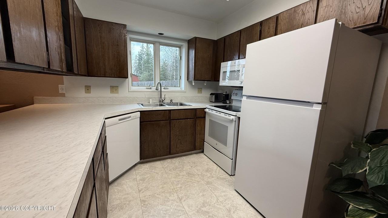 2230 E 52nd Ave #4 - Photo 3 of 13