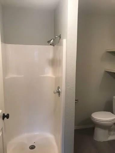 944 N Storer Ave #11 - Photo 4 of 4
