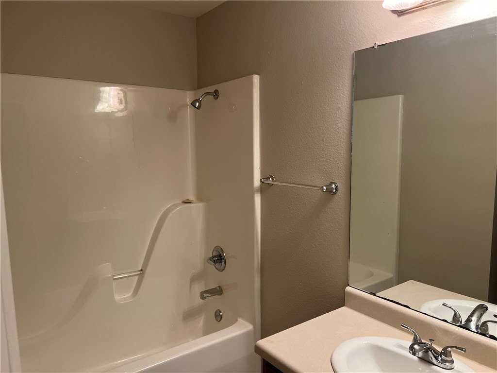 2156B Kristy Ln - Photo 6 of 15