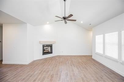 924 Parker Ln - Photo 4 of 26