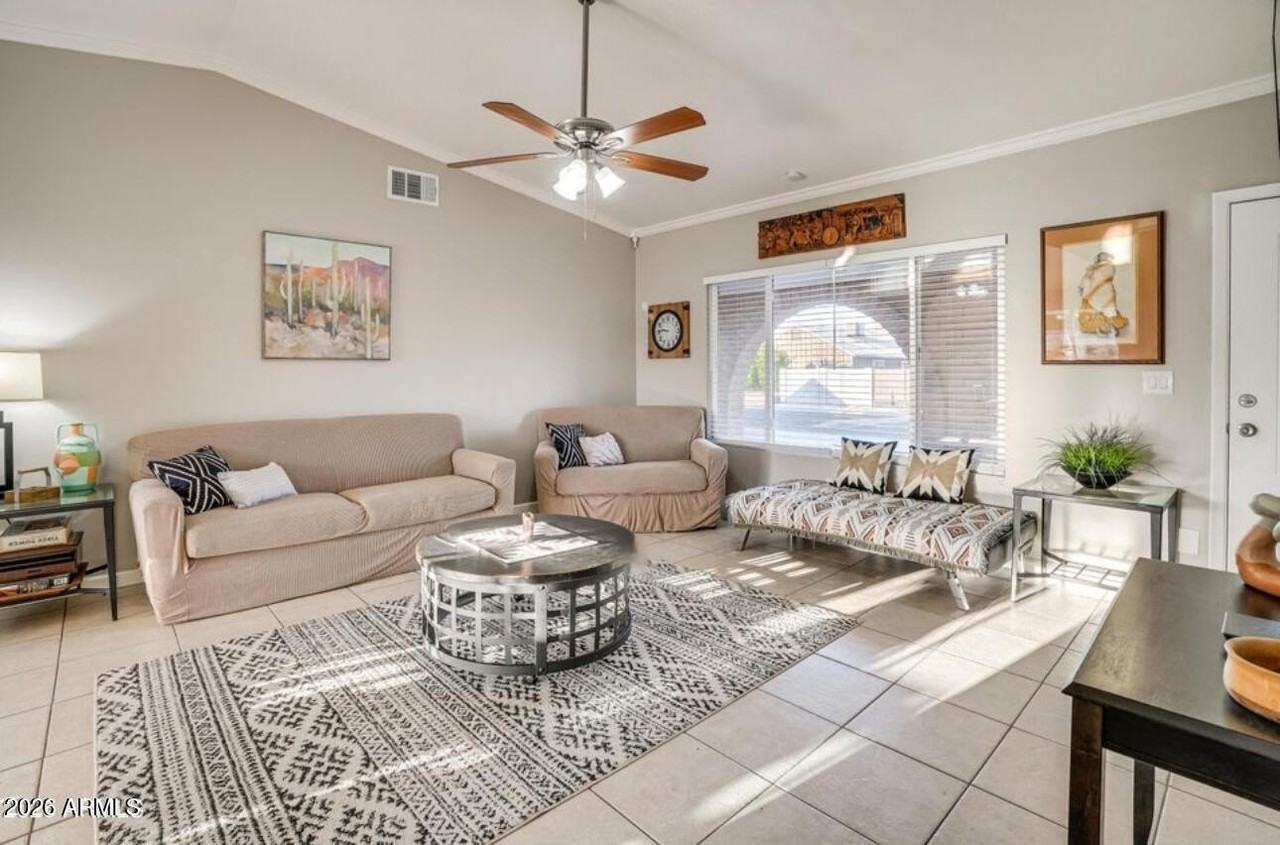 9819 N 67th Dr - Photo 5 of 33