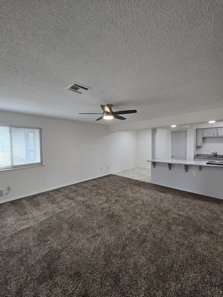 437 South Paula Avenue - Photo 2 of 17
