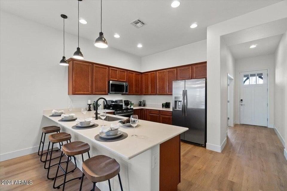 20579 W Edgemont Ave - Photo 5 of 19