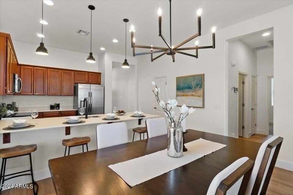 20579 W Edgemont Ave - Photo 6 of 19