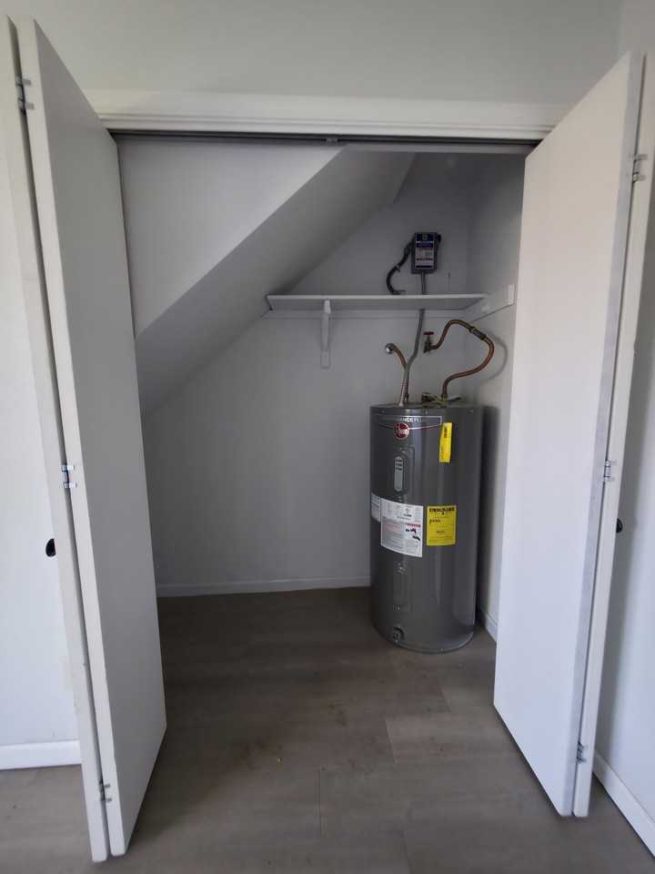 2116 North First Street Unit D - Photo 2 of 9