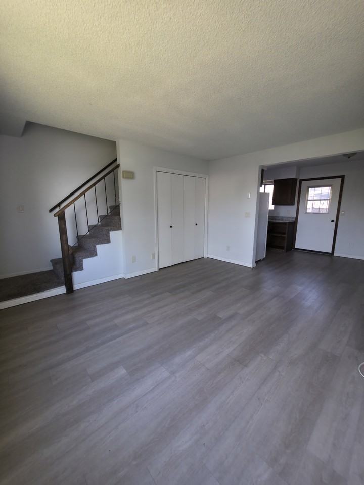 2116 North First Street Unit D - Photo 4 of 9