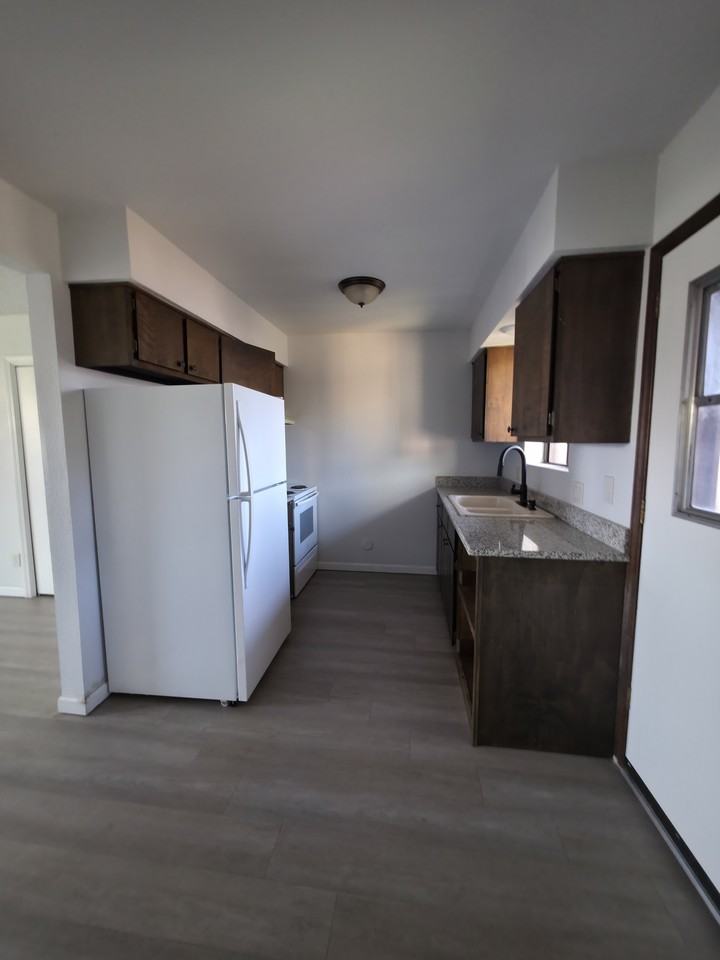 2116 North First Street Unit D - Photo 6 of 9