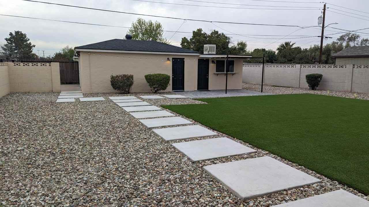 2101 W Osborn Rd - Photo 2 of 15