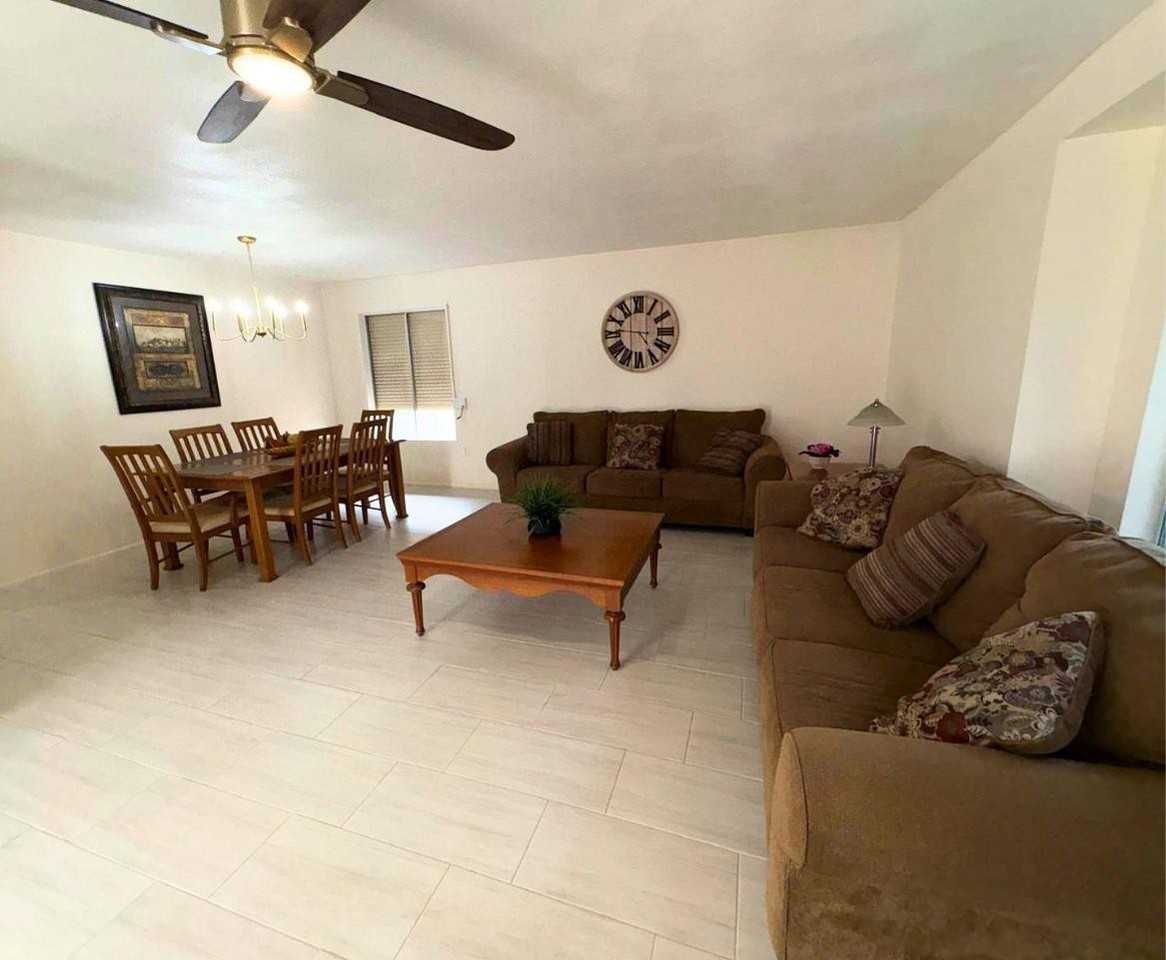 10210 W Burns Dr - Photo 5 of 22