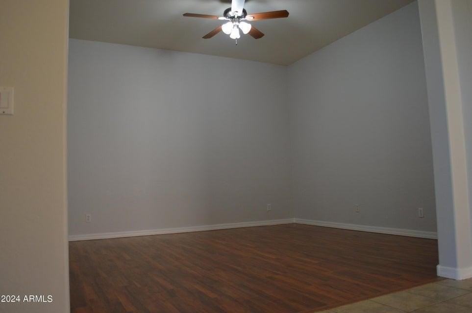4132 E Carriage Ct - Photo 5 of 39