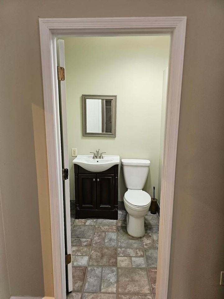 1422 E Edgemont Ave - Photo 4 of 4