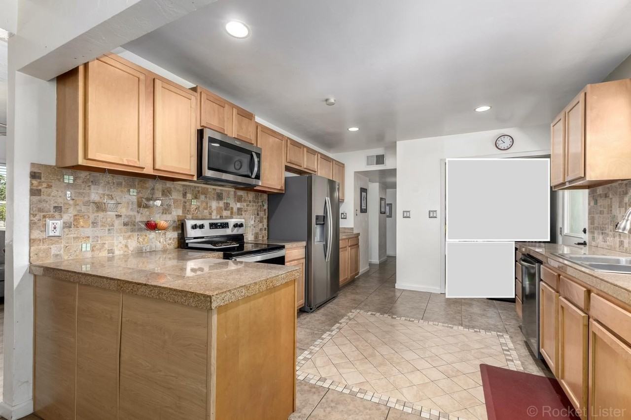 411 E Wigwam Blvd - Photo 3 of 4