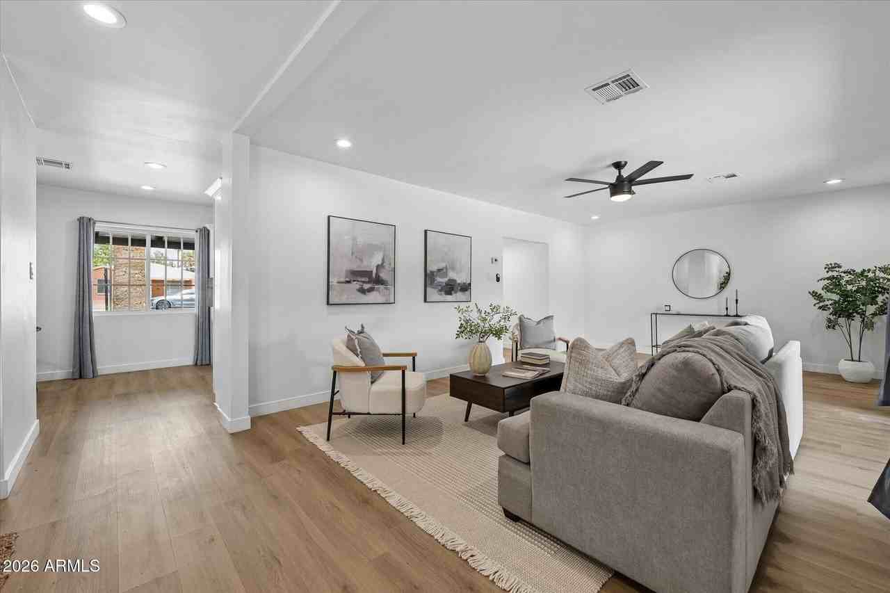 1731 E Verde Ln - Photo 3 of 26
