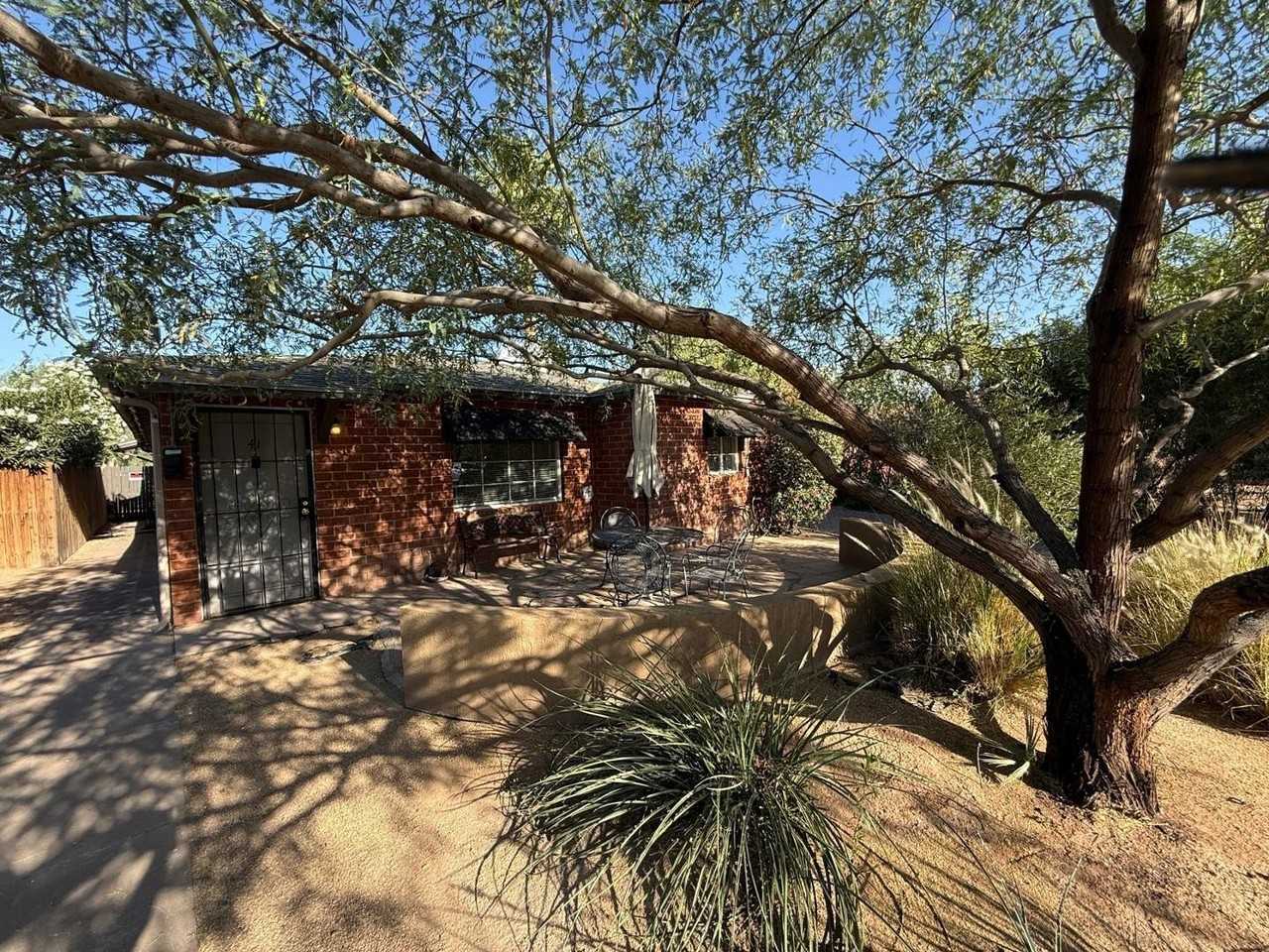 41 E Woodward Dr - Photo 4 of 15