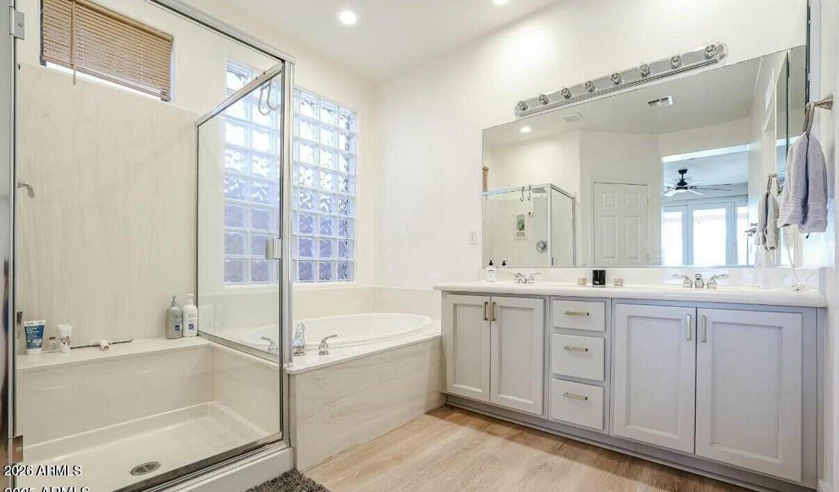 2423 W Shadow Glen Ct - Photo 7 of 13