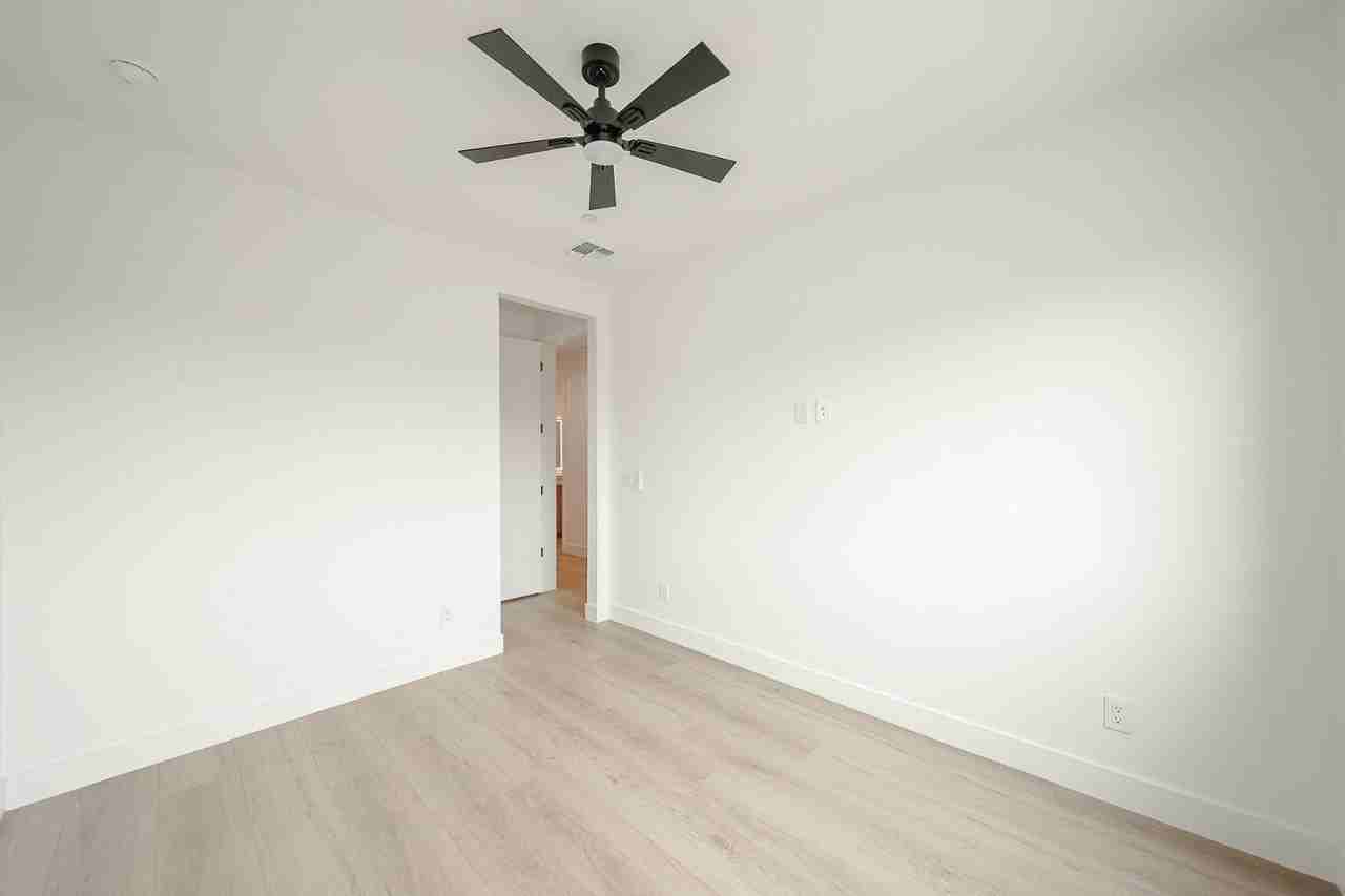 15006 N Ivory Dr #201 - Photo 7 of 11