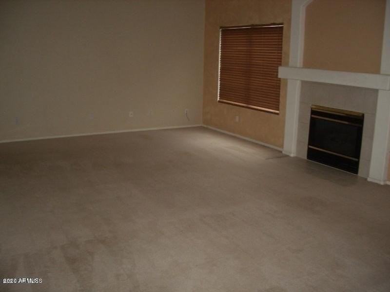 300 N Bullmoose Dr - Photo 5 of 26