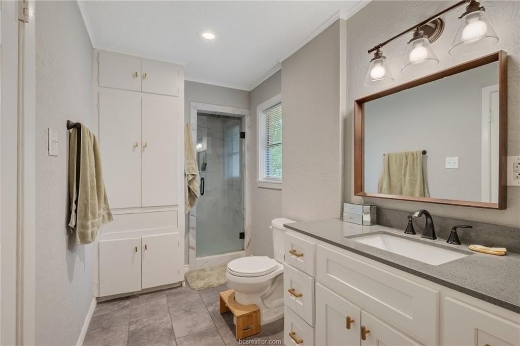 4212 Carter Creek Pkwy - Photo 6 of 18