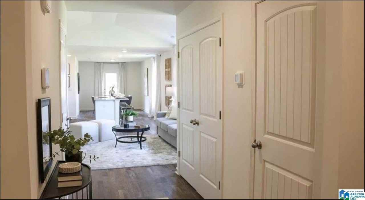 6585 Creek Cir - Photo 2 of 10