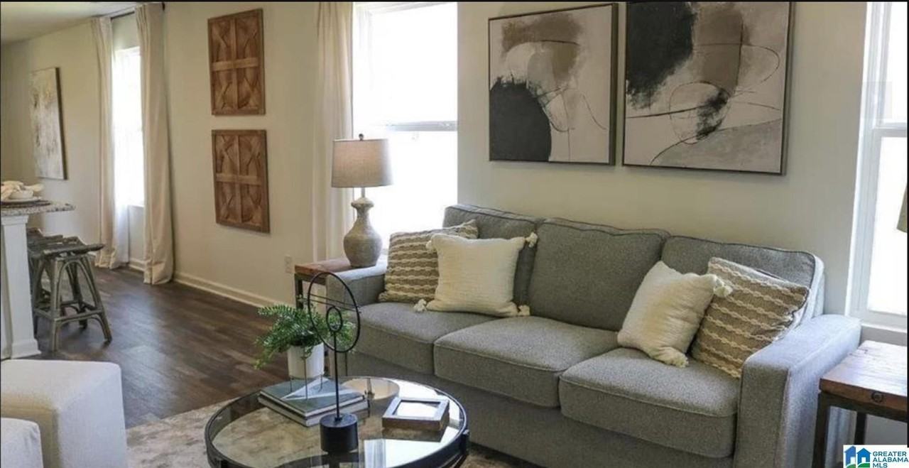 6585 Creek Cir - Photo 3 of 10