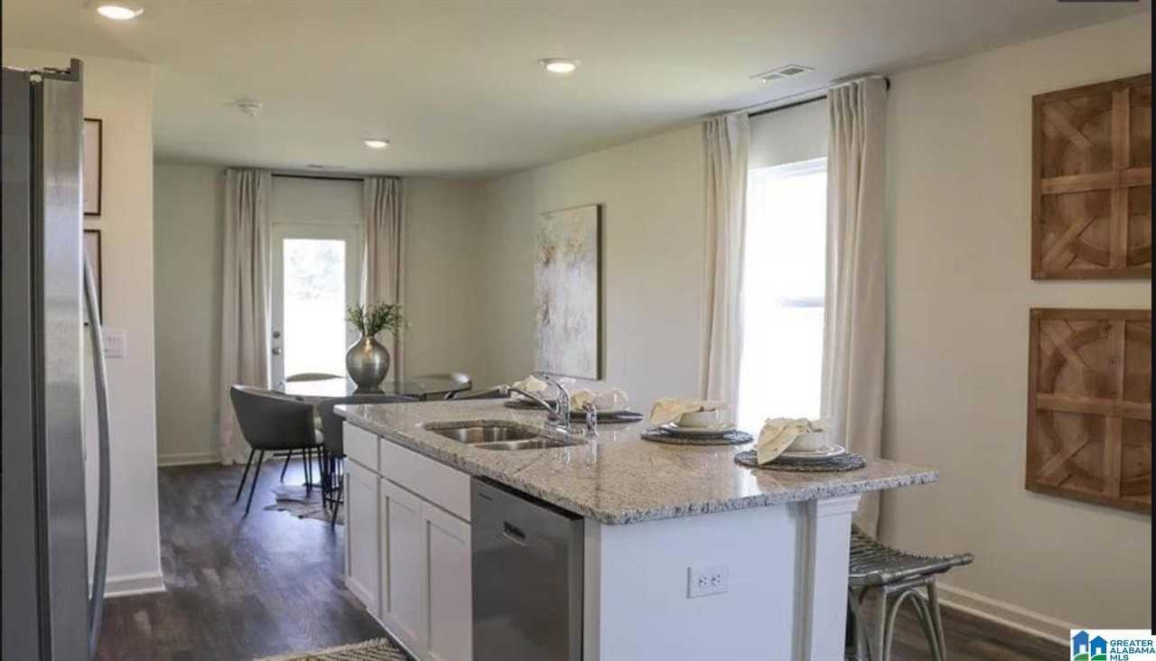 6585 Creek Cir - Photo 5 of 10