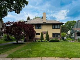 299 Beresford Rd - Photo 1 of 1