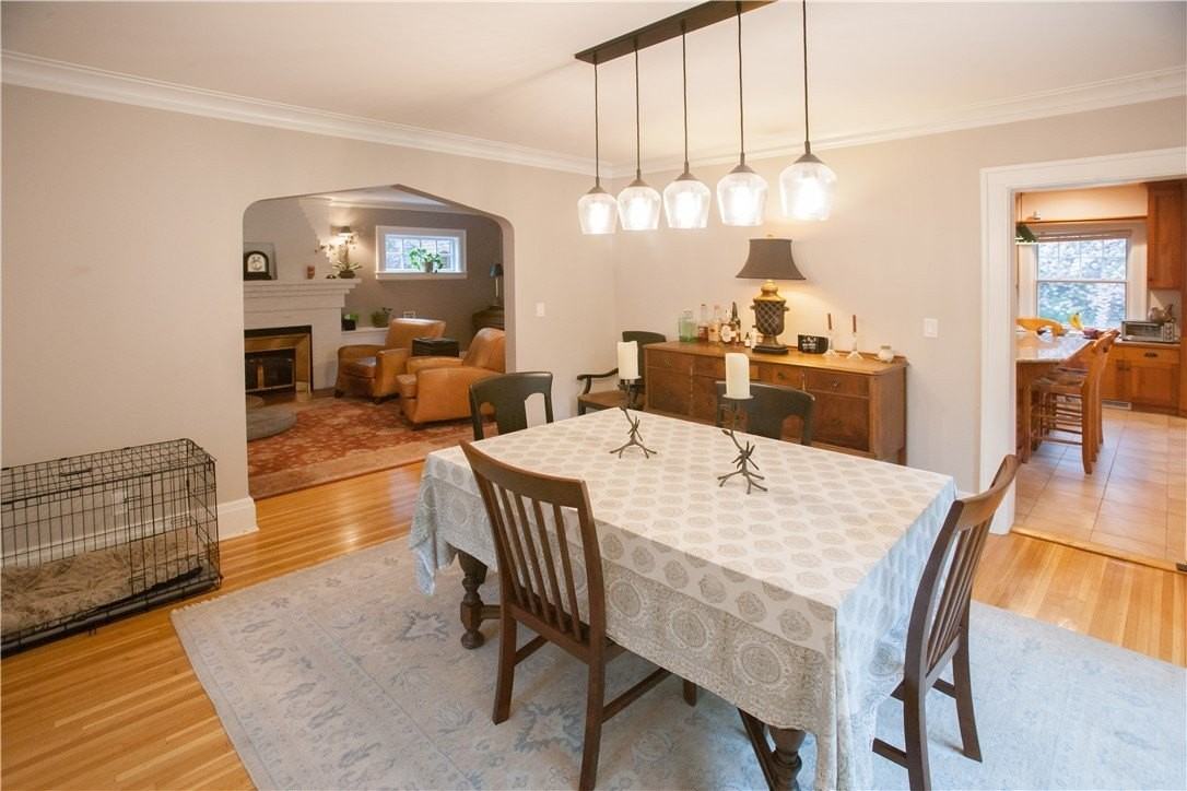 299 Beresford Rd - Photo 6 of 29