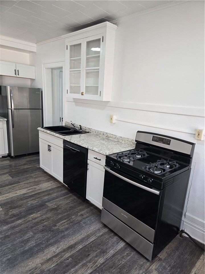 1159 Culver Rd #A2UP - Photo 2 of 24