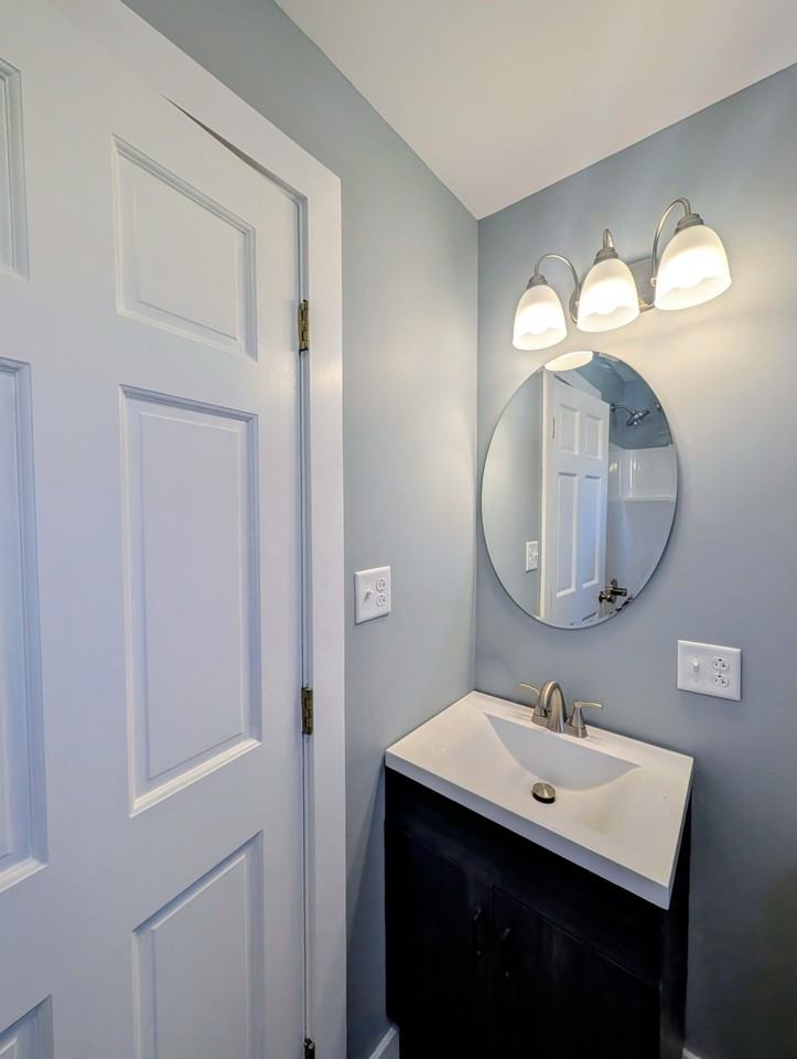 510-512 Columbia Street - Photo 6 of 16
