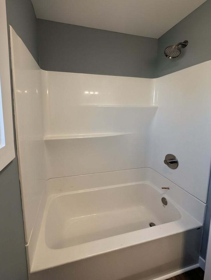 510-512 Columbia Street - Photo 7 of 16