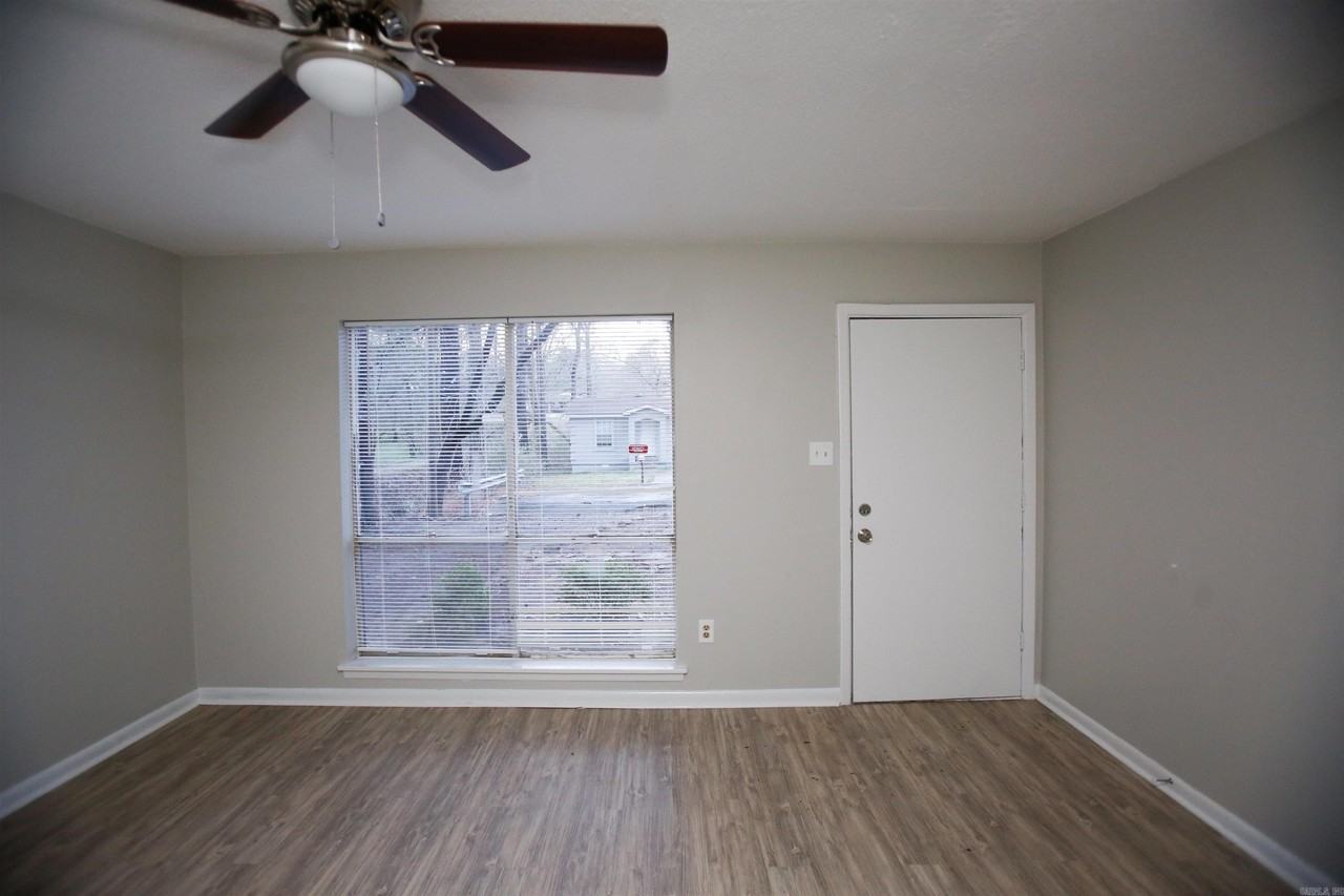 3219 Potter St - Photo 2 of 13
