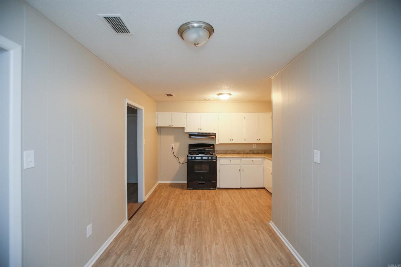 3219 Potter St - Photo 6 of 13