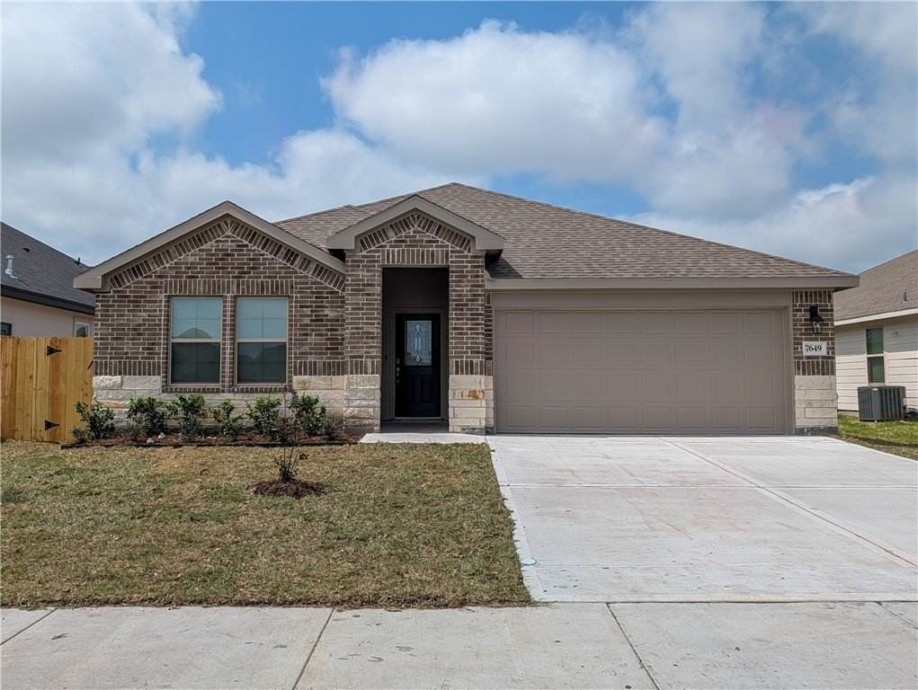 7649 Roman Dr