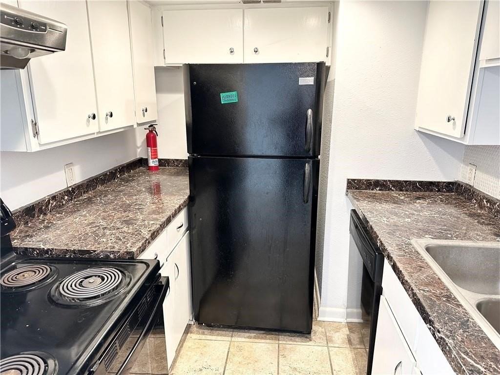 3402 Ocean Dr #41 - Photo 4 of 11