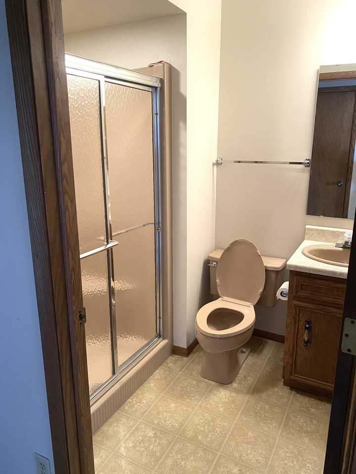 3202 Superior Ave - Photo 5 of 15