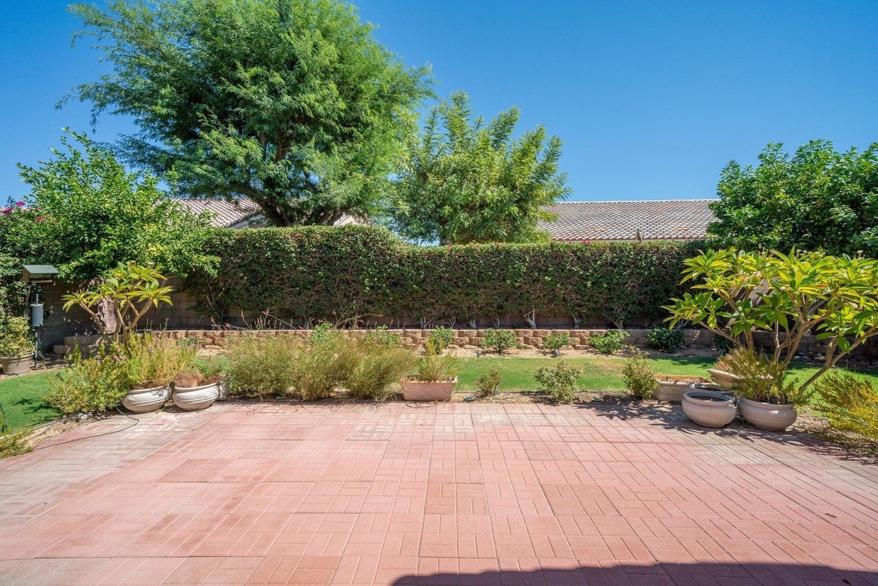 78632 Iron Bark Dr - Photo 3 of 16