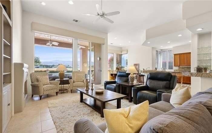 278 Loch Lomond Rd - Photo 2 of 31