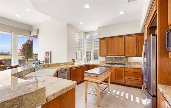 278 Loch Lomond Rd - Photo 6 of 31